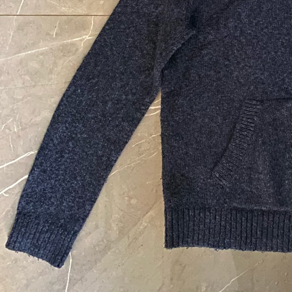 Abercrombie Kids boy’s zippered sweater hoodie - Picture 4 of 4